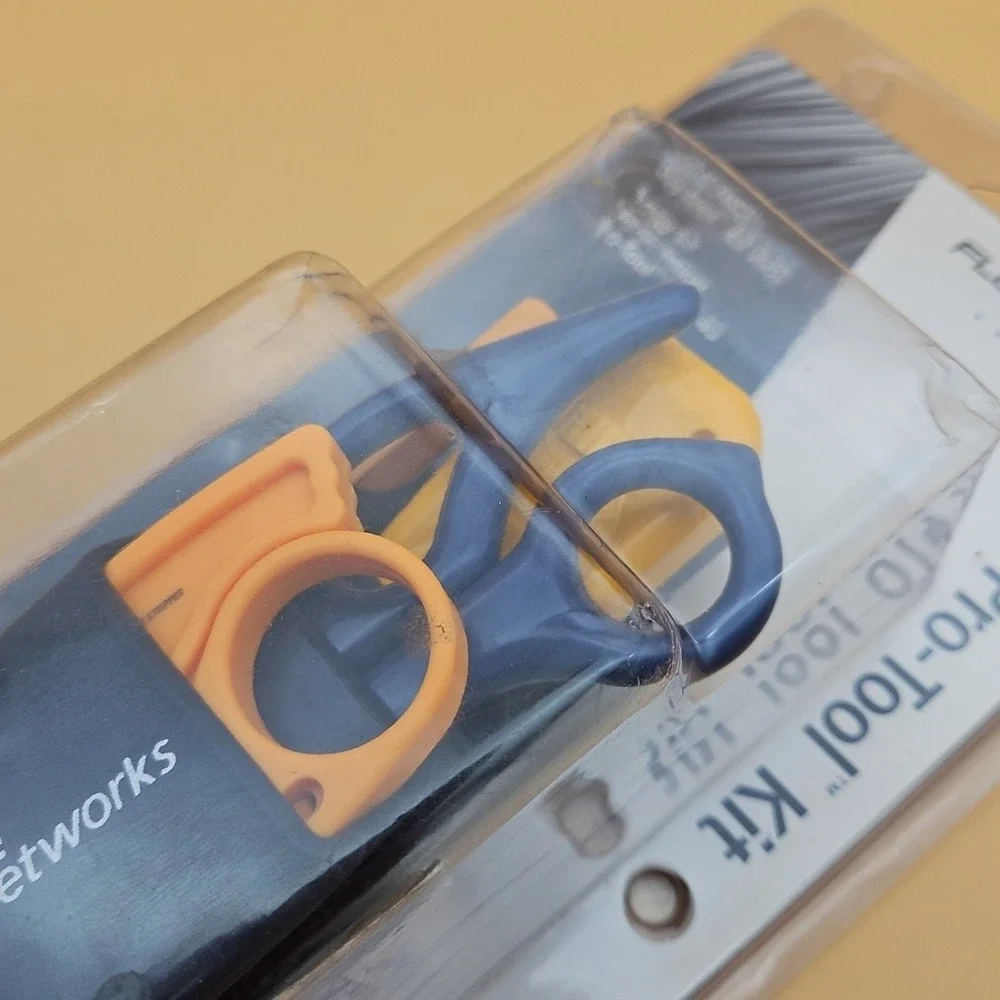 Fluke Networks IS40 Pro-Tool Kit Brand New 11291000 D814 Impact Tool D-Snips